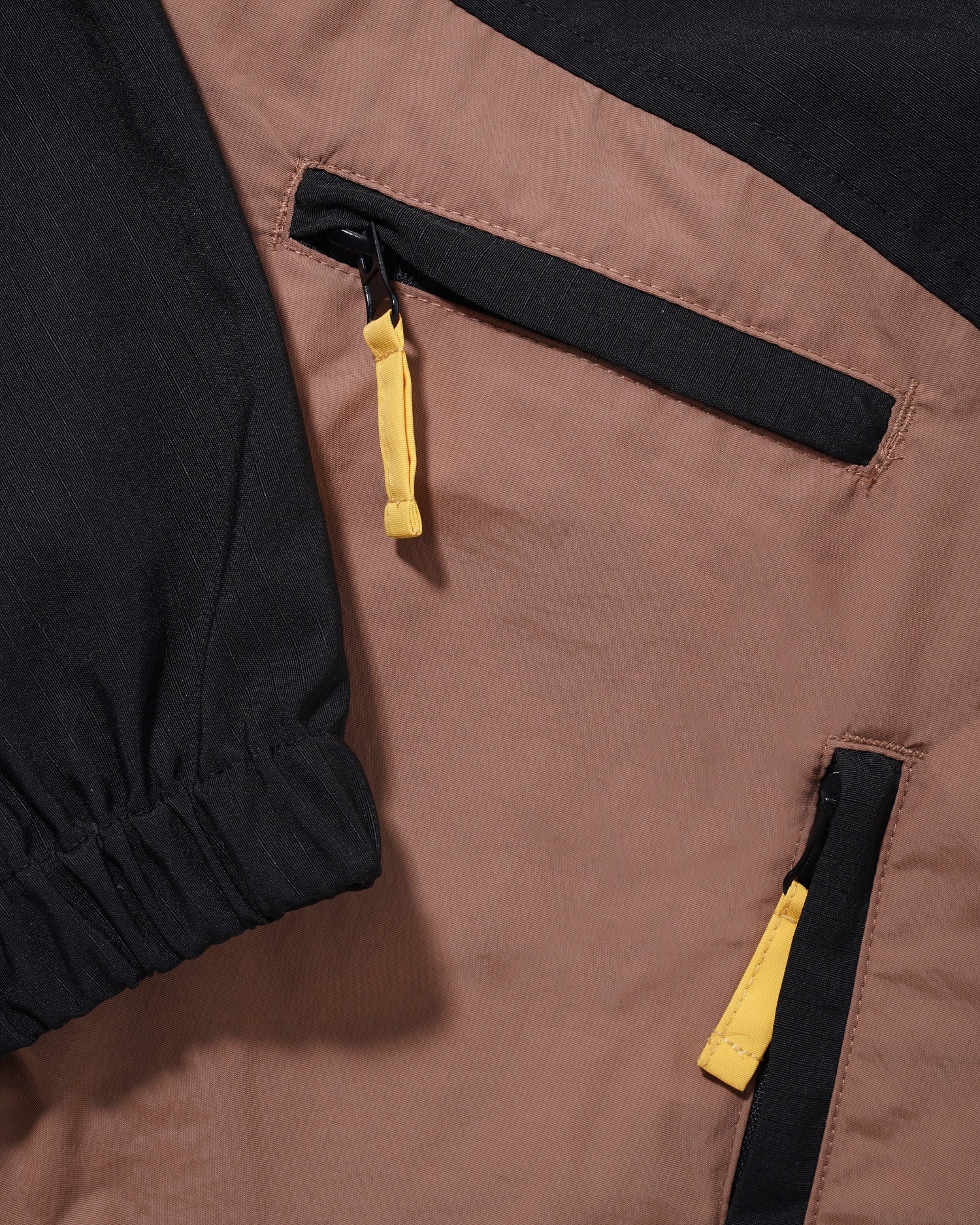 Terrain Jacket, Black / Washed Wood