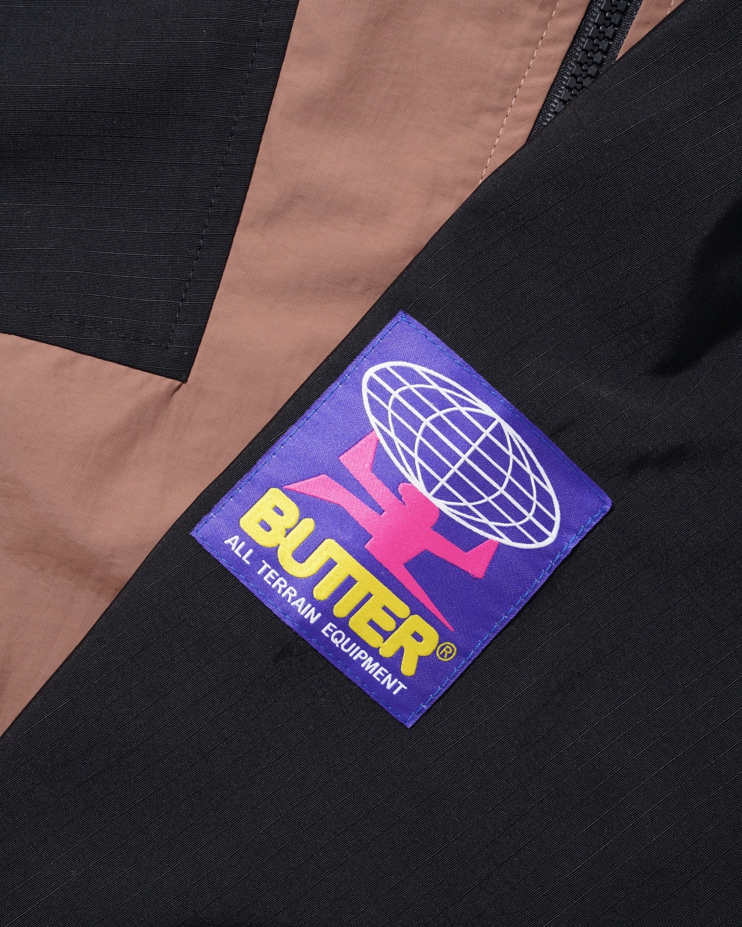 Terrain Jacket, Black / Washed Wood