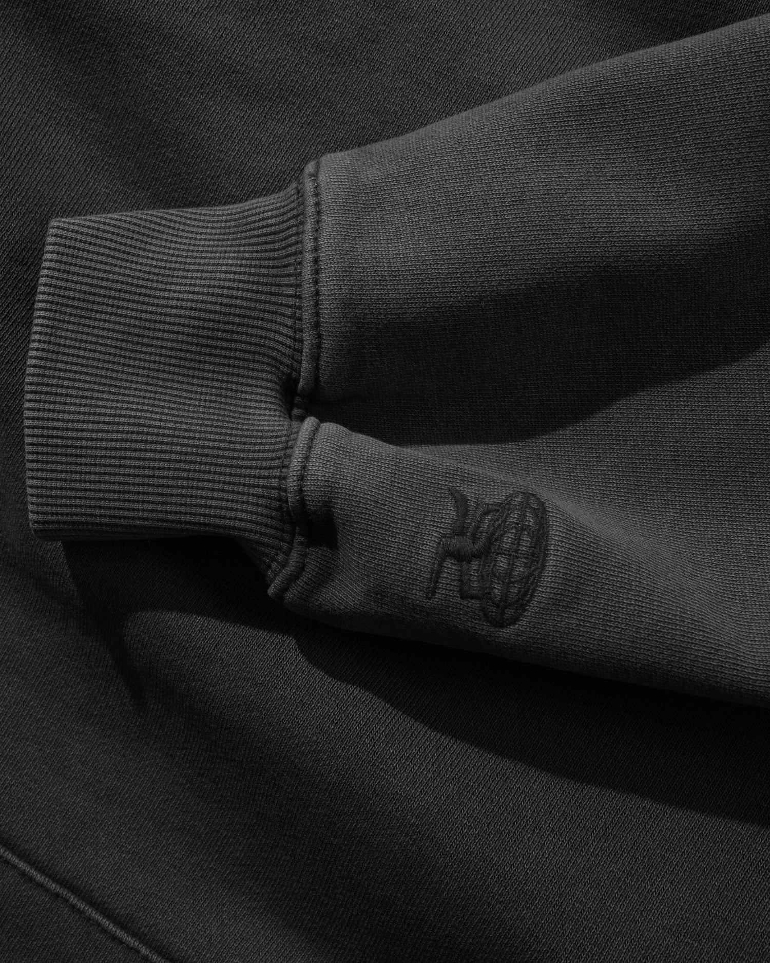 Basic Pullover Hood, Washed Black