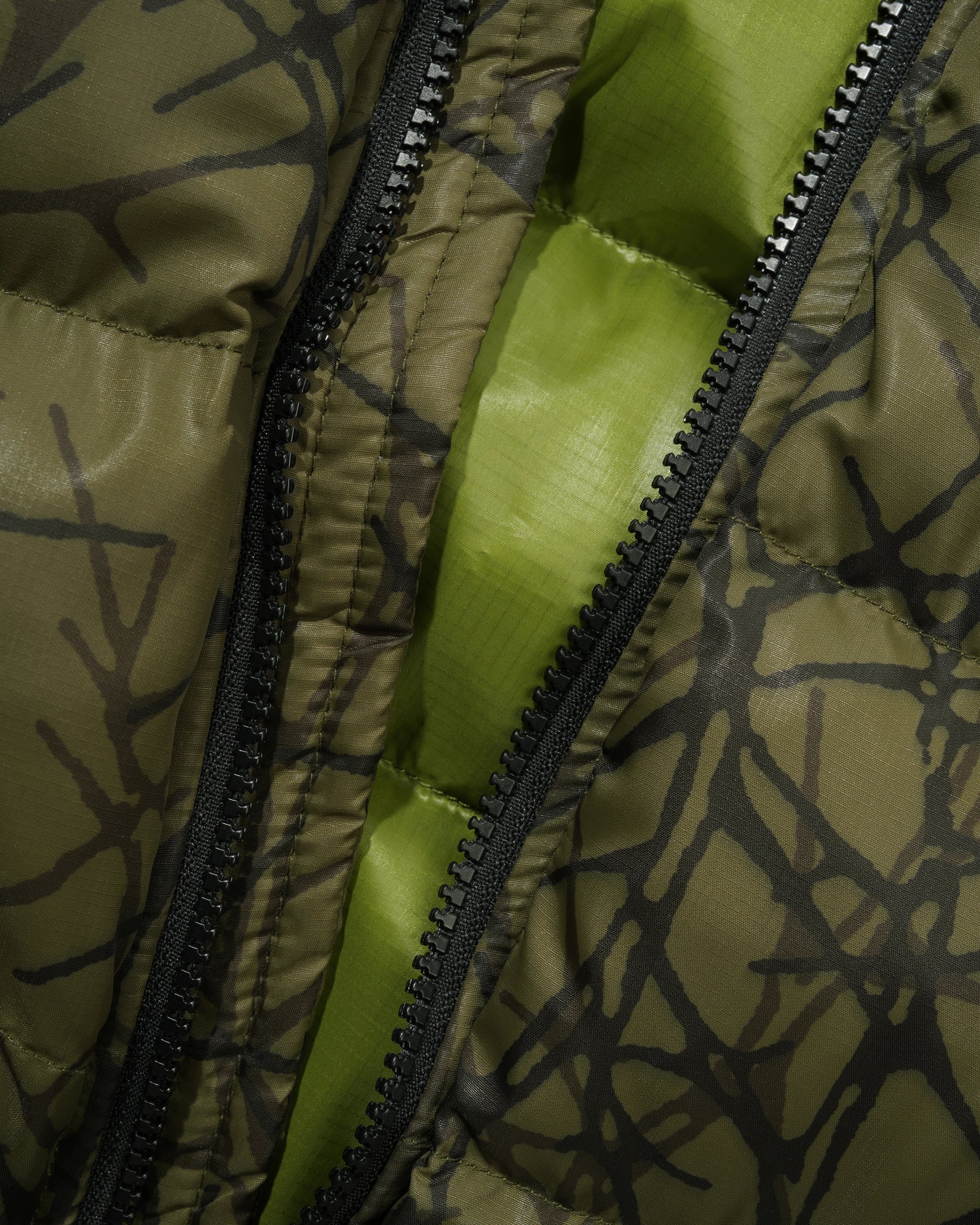 Endure Puffer Jacket, Thorn Camo