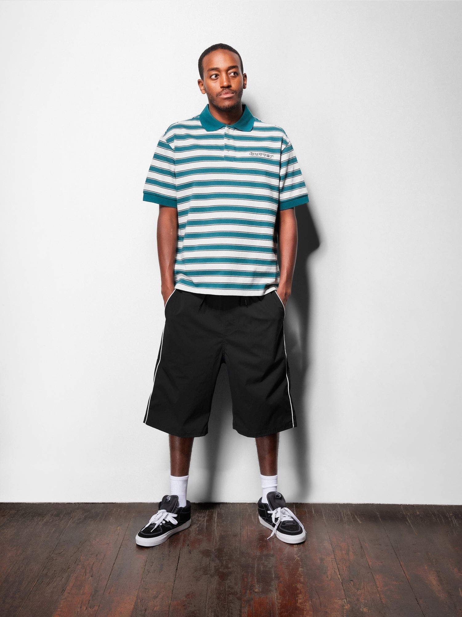 Main Shorts, Navy Plaid